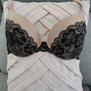 Soma Black Lace Overlay Bra in Tan